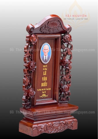 Bài vị hoa sen đục nổi