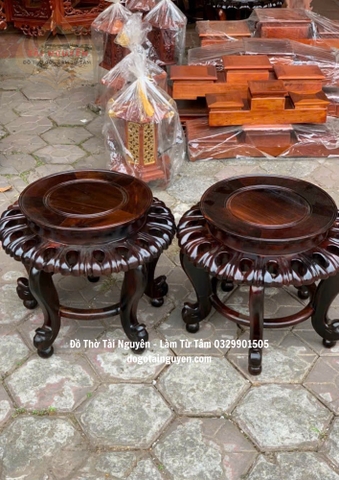 Kỷ , Đôn Gỗ Trắc
