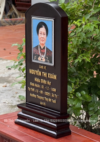 Bài vị trơn nguyên khối