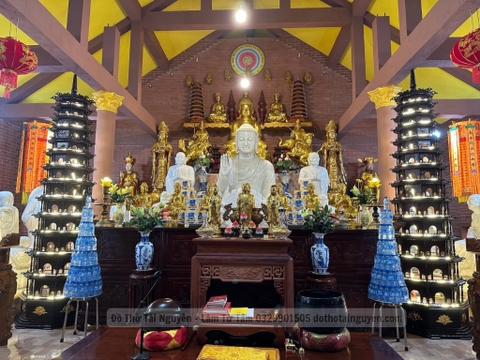 Bảo Tháp 13 Tầng