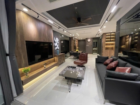 NEW HOUSE VINHOMES CENTRAL PARK 3 BEDROOMS FULL OPTIONS FOR SELL