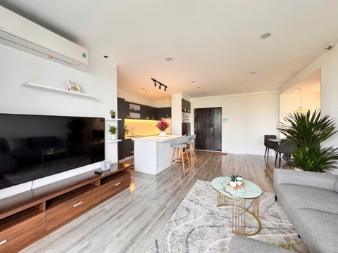 GREEN VALLEY APARTMENT FOR SELL, 3 BEDROOMS, PINK BOOK
