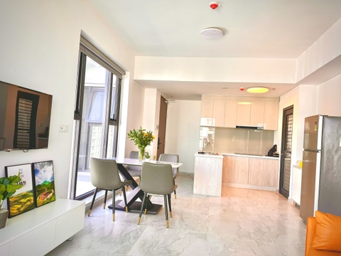 CARDINAL COURT PHU MY HUNG 2 BEDROOMS WITH FULLY FURNISHED FOR RENT