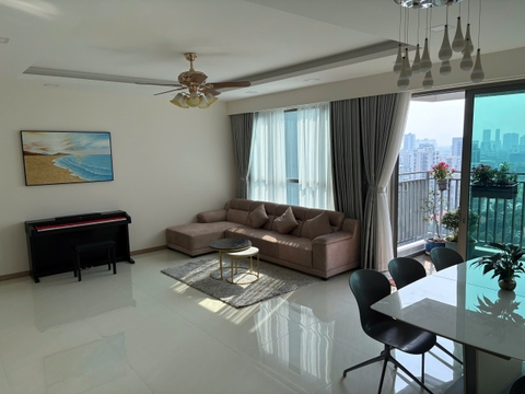 FOR SALE RIVIERA POINT DISTRICT 7 APARTMENT 3 BEDROOM 149M2