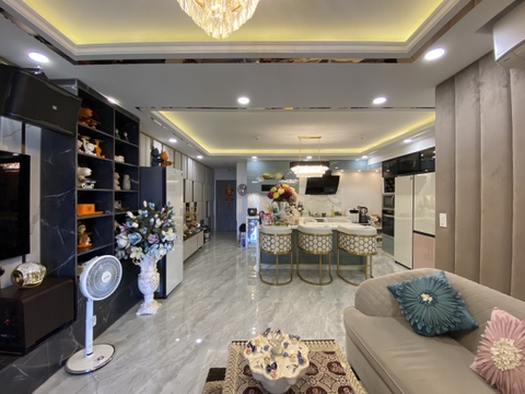 SAIGON SOUTH  RESIDENCE NHA BE 2 BEDROOMS FULL HIGH-CLASS FURNITURE FOR SALE