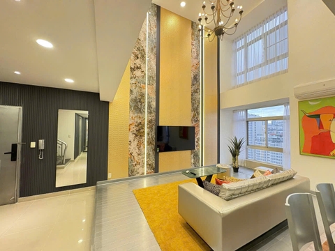 PENTHOUSE SKY GARDEN 2 PHU MY HUNG FOR RENT WITH 5 BEDROOMS | FULLY FURNISHED