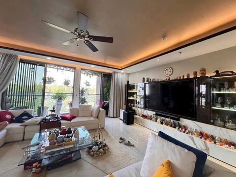 FOR SALE MIDTOWN PHU MY HUNG COMBINED UNITS 420SQM 4BR