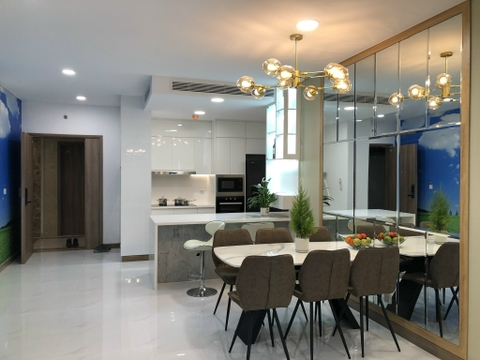 BEAUTIFUL HOUSE SUNWAH PEAL APARTMENT 3 BEDROOMS  FOR SELL