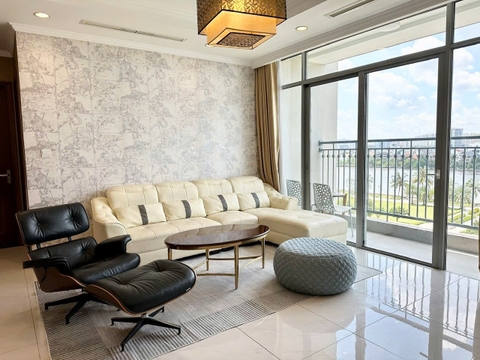 FOR RENT LUXURY APARTMENT 4 BEDROOMS IN VINHOMES CENTRAL PARK