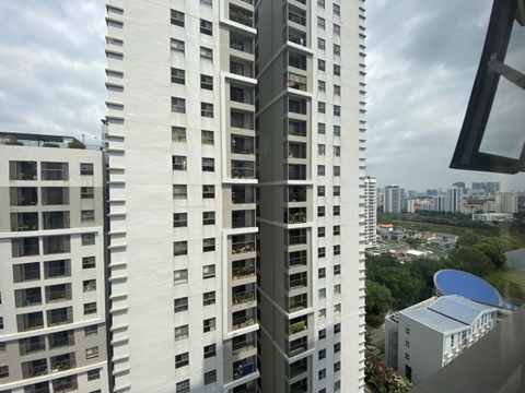 SAIGON SOUTH APARTMENT FOR SALE WITH PINK BOOK IN HAND