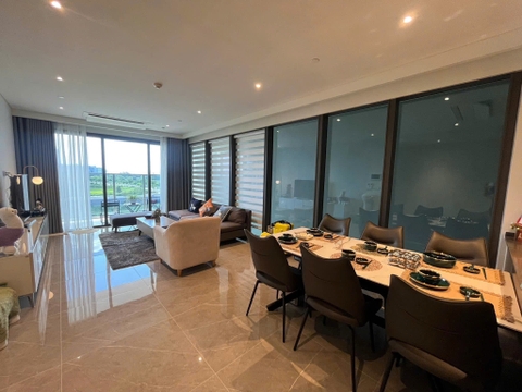 FOR SALE LUXURY 4 BEDROOMS APARTMENT IN OPERA METROPOLE