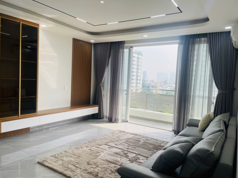 DISTRICT 7 RIVERPARK RESIDENCE 3 BEDROOMS FOR SELL