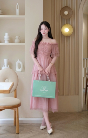 ADELINE HOUSE- ĐẦM XOÈ NGANG VAI TẦNG VOAN HỒNG NHẸ NHÀNG - TK193.1