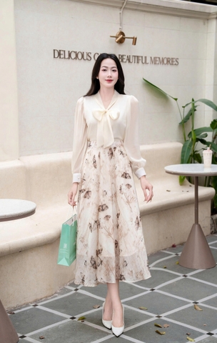 ADELINE HOUSE -Chân váy "Calm Form" họa tiết bướm nâu - TK155.4