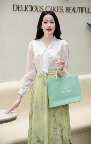 Adeline house - Chân váy "Calm Form" họa tiết xanh hoa lan - TK155.1