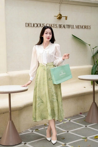 Adeline house - Chân váy "Calm Form" họa tiết xanh hoa lan - TK155.1