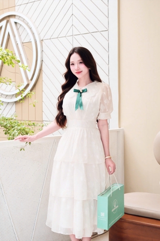 ADELINE HOUSE -  VÁY TRẮNG CỔ REN THANH KHIẾT NHƯ NÀNG THƠ –  TK 200.1