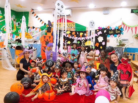 10+ Ý Tưởng Tổ Chức Halloween an toàn cho trẻ em