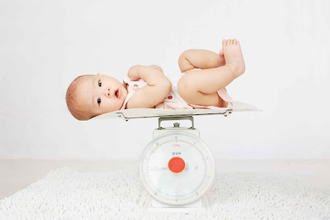 Trẻ Chậm Tăng Cân Nên Uống Sữa Gì? Nguyên Nhân Và Giải Pháp