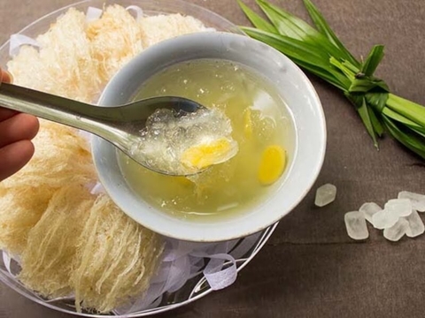 Trẻ em có nên dùng yến không?