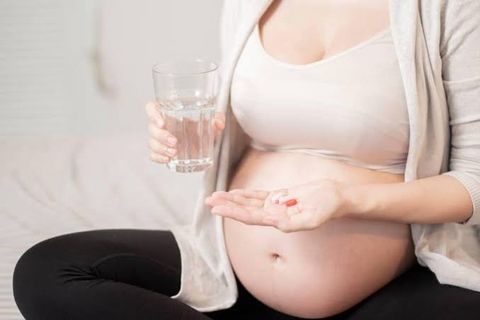 Nên chọn loại vitamin tổng hợp nào cho mẹ bầu 3 tháng cuối thai kỳ?