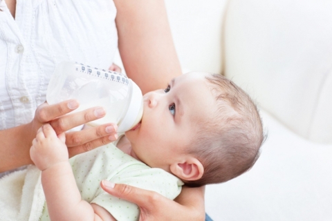 Cách Chọn Sữa Công Thức Cho Bé Theo Độ Tuổi Và Thể Trạng