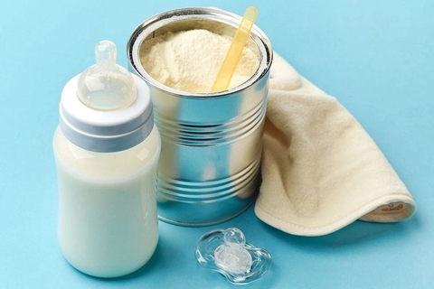 Sữa công thức pha để được bao lâu?