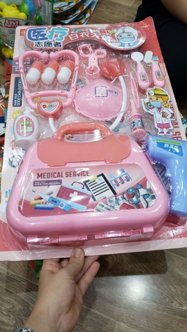 BỘ ĐỒ CHƠI BÁC SĨ HAPPY MEDICAL – KHƠI DẬY ƯỚC MƠ NGHỀ NGHIỆP CHO BÉ