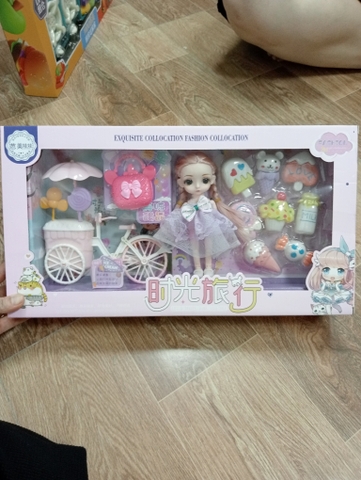 BỘ ĐỒ CHƠI BÚP BÊ BÁN KEM – XE KÉO MINI VÀ PHỤ KIỆN NGỌT NGÀO