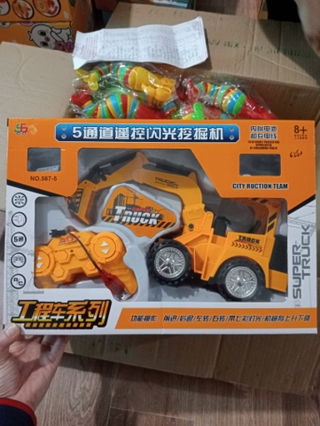Xe Múc Điều Khiển Từ Xa 5 Kênh – Có Đèn Nháy Sặc Sỡ – Mẫu 567-5
