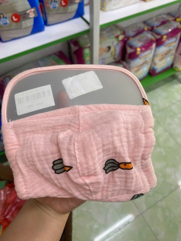 Khẩu trang kính cho bé
