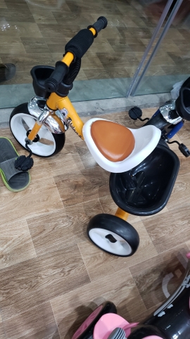 xe bình nước to 9đ