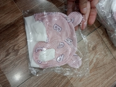 Sét mũ bao tay chữ cái