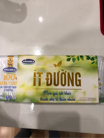 Sữa tươi tiệt trùng Vinamilk ít đường 110ml (>1 tuổi)