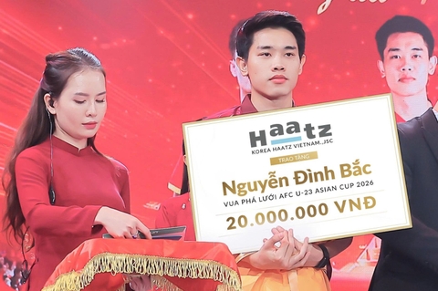 Giao lưu ấm áp, Haatz tri ân Vua phá lưới U23 châu Á - Nguyễn Đình Bắc