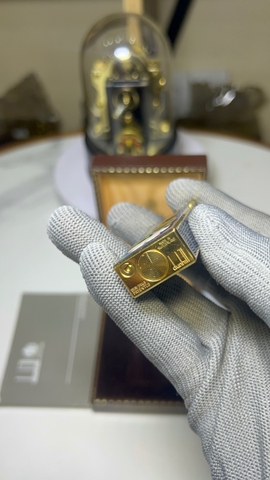 Bật lửa Dunhill