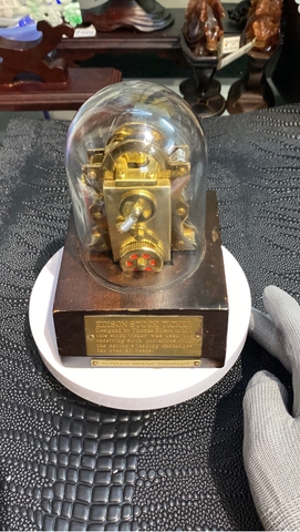 EDISON STOCK TICKER