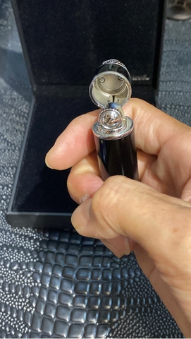 S.T. Dupont hình cây bút