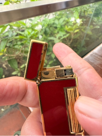 Dunhill chính hãng men đỏ makie sư tử