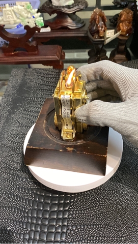 EDISON STOCK TICKER