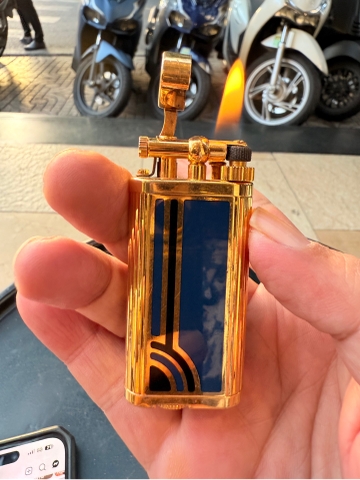 Dunhill đầu búa men xanh rất hiếm