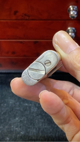 Dunhill đầu búa cao