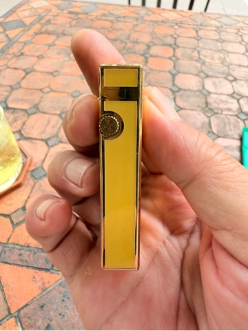 Dunhill chính hãng men vàng
