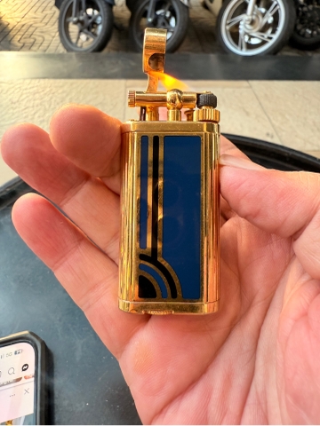 Dunhill đầu búa men xanh rất hiếm