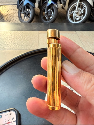 Dunhill đầu búa men xanh rất hiếm