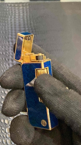 Dunhill Swiss Made
hình hạt tiên nổi