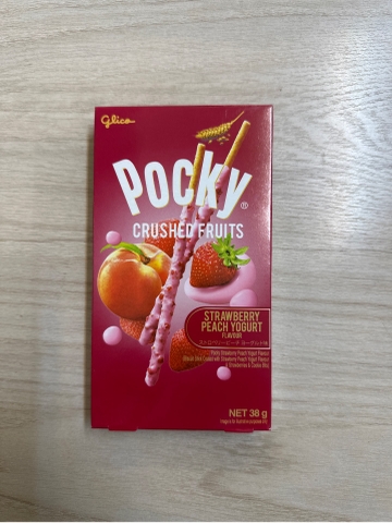 Bánh que POCKY trái cây nghiền vị sữa chua dâu đào hộp giấy 38g