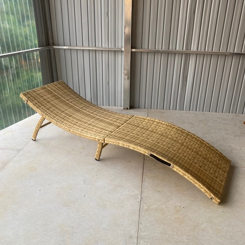 Ghế Hồ Bơi Giả Mây Safavieh Xuất Khẩu Châu Âu – Gấp Gọn, Thư Giãn, Tắm Nắng Sân Vườn, Hồ Bơi