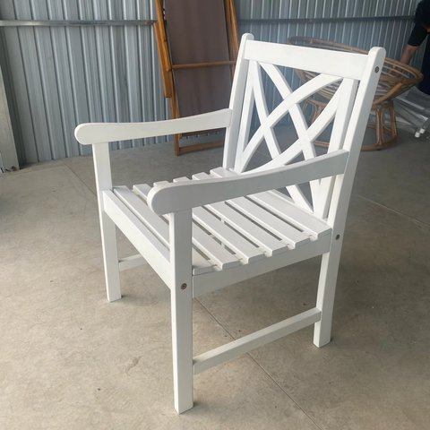 Ghế Ngoài Trời Bradley V1601 Arm Chair – Ghế Gỗ Tự Nhiên Acacia, Chống Mốc Mọt, Bền Đẹp – Màu Trắng Eco-Friendly