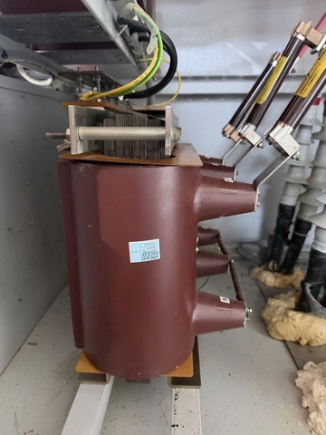 Máy biến áp kích từ INSTRANS 11kV/194V – 7kVA, 3 pha | Excitation Transformer